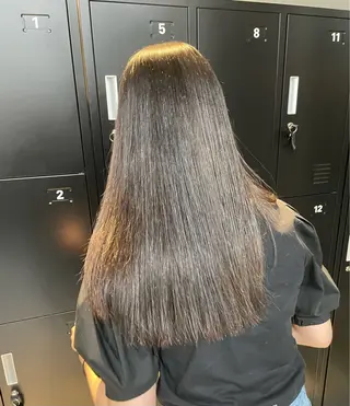 ロング miku/天神 艶カラーのヘアスタイル