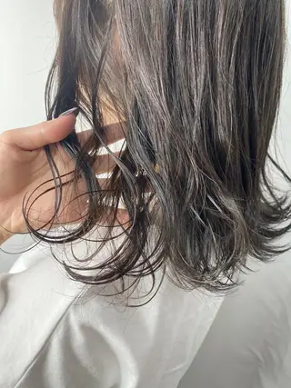 ミディアム カラー Hatanaka Airiのヘアスタイル