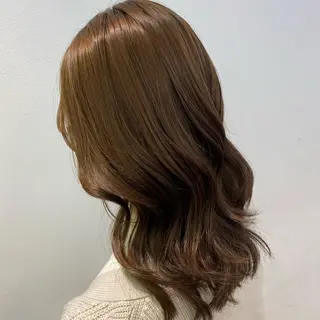 ロング カラー 渡邊 唯のヘアスタイル