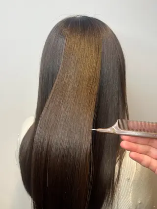 ロング よしだ しおりのヘアスタイル