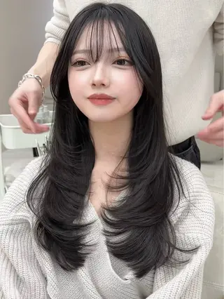 ロング てーと /レイヤーカットのヘアスタイル