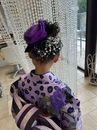 ミディアム 土佐 彩純のヘアスタイル