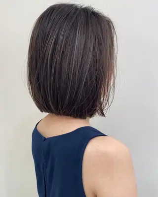 ミディアム カラー レイヤーカット/ ハイライト　千咲季のヘアスタイル
