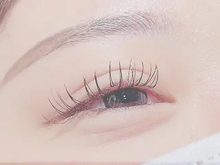 マツエク・マツパ 久保 純那の眉毛・アイブロウイメージ