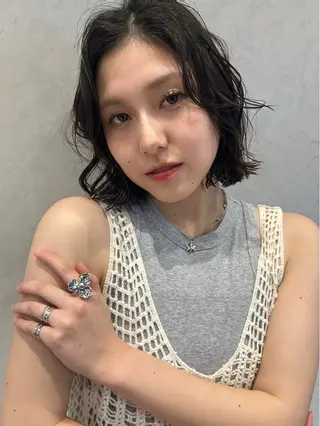 ミディアム カラー レイヤー/インナー カラー🦋ルイのヘアスタイル