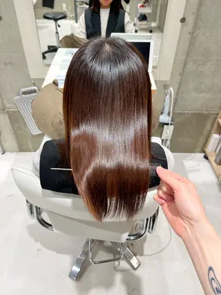 セミロング 髪質改善／レイヤー／ 🐈Yokotaのヘアスタイル