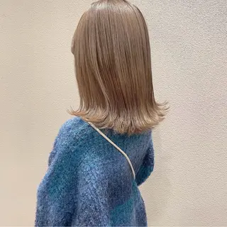 ミディアム 中村 佳歩のヘアスタイル