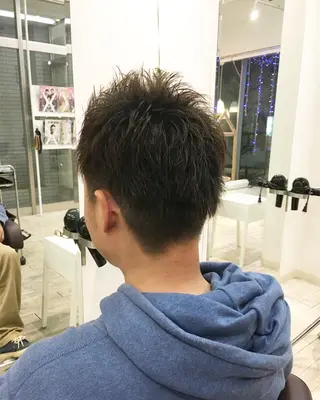 ショート カラー メンズ 中村 よしひでのヘアスタイル