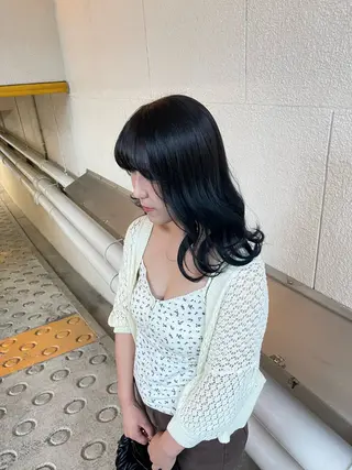 セミロング 千代 夏輝のヘアスタイル