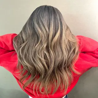 セミロング カラー 💖梅田レイヤー💖 副店長Tsubasaのヘアスタイル