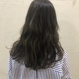 ロング カラー ENIF ヤマグチアツコのヘアスタイル