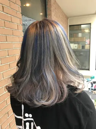 セミロング カラー パーマ ヘアアレンジ メンズ キッズ ネイル マツエク・マツパ サロンドミルク 原宿のヘアスタイル