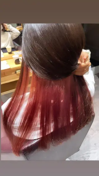 ロング 🦄艶カラー×韓国 NANA💎🐬のヘアスタイル