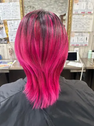 ショート カラー ハイトーン Arphyのヘアスタイル