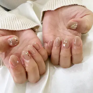 ネイル Elegancia. Hiromiのネイルデザイン