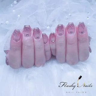 ネイル Flashy Nailsのネイルデザイン