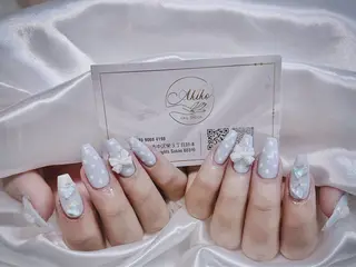 ネイル AKIKO ネイルサロンのネイルデザイン