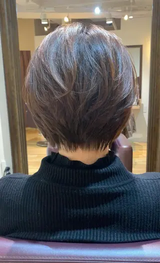 ショート カラー パーマ ヘアアレンジ メンズ キッズ ネイル マツエク・マツパ アイブロウ 白髪世代特化 🌿飯塚京橋のヘアスタイル