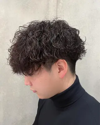ショート パーマ メンズ 瀧野 翔吾【メンズ特化】のヘアスタイル