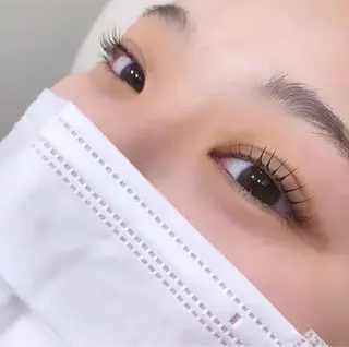 マツエク・マツパ 南 綾花の眉毛・アイブロウイメージ