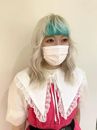 カラー サイレント美容師 アイリィのヘアスタイル