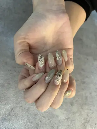 ネイル Ray. ちゅるん系ニュアンスのエステ・リラクイメージ