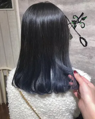 ミディアム カラー uru" すずきさゆりのヘアスタイル