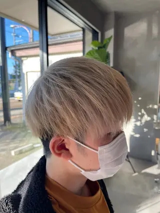 ショート カラー 一ノ瀬 暁のヘアスタイル