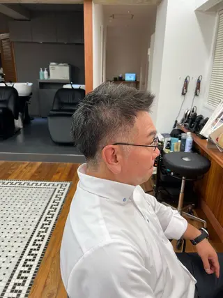 ショート メンズ メンズカット✂️ スキンフェード伊藤陸のヘアスタイル