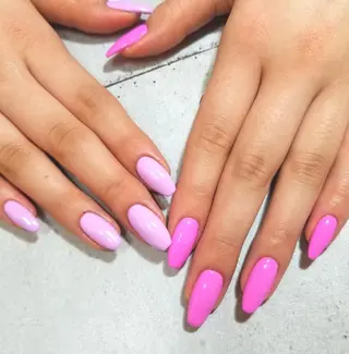 ネイル nijiiro🌈 サトウのネイルデザイン