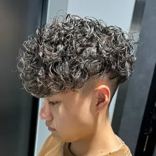 パーマ メンズ 🔥フェザーパーマ 特化🔥勇斗のヘアスタイル