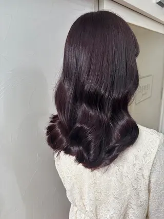 セミロング ラベンダーカラー /巻き/WAKANAのヘアスタイル