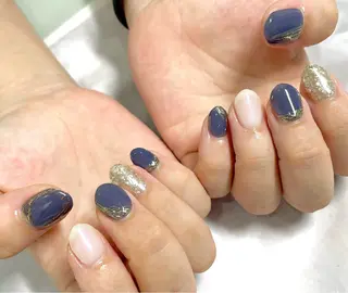 ミディアム BURGUNDY 🌹eriのネイルデザイン