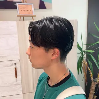 ショート パーマ メンズ 伊藤 隆星のヘアスタイル