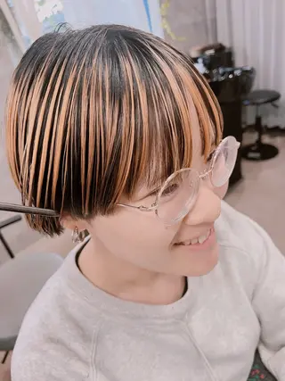 ショート カラー ヤマモト ヒロミのヘアスタイル