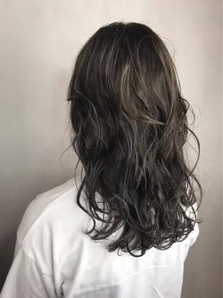 ロング カラー BROCANTE立川 karasawa.nのヘアスタイル