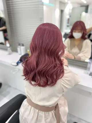 セミロング カラー ヘアアレンジ 🫧モテる💗ダメー ジレスハイトーン🫧のヘアスタイル