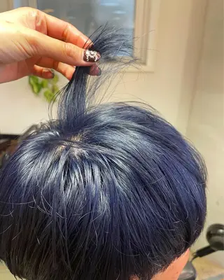 ショート カラー パーマ ヘアアレンジ メンズ ハイトーンカラー🤍 山下 優華のヘアスタイル