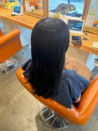 セミロング カラー 髪質改善カラー ベージュ🤎YUMEのヘアスタイル