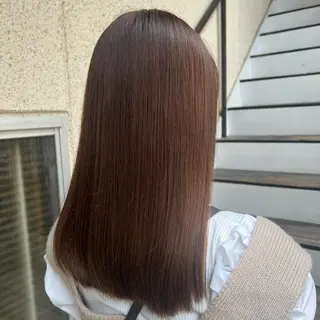 セミロング アトリエファゴ Yuineのヘアスタイル