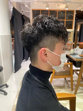 ショート カラー パーマ メンズ メンズパーマの巨匠 鈴木純のヘアスタイル