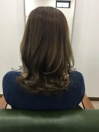 セミロング カラー 長塚 翔也のヘアスタイル