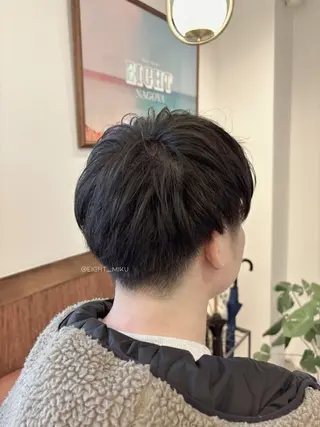 メンズ miku🖤名駅￤顔 周り￤ヘアケアのヘアスタイル