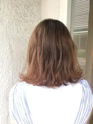ミディアム yuki watanabeのヘアスタイル