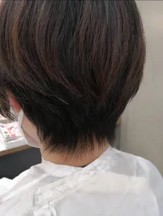 ショート D/i |Y/no. 〈夜スパ17時〜〉のヘアスタイル