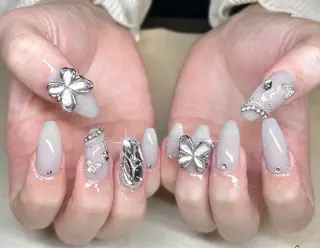 ネイル Lyna 池袋のネイルデザイン