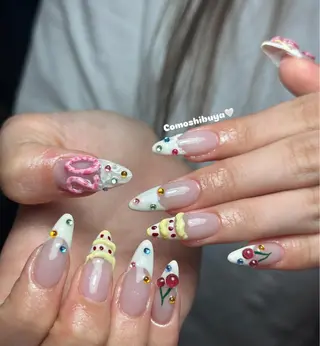 ネイル CoMo Nailのネイルデザイン
