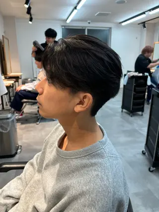 メンズ 保立/フェザーパーマ /メンズカット千葉のヘアスタイル