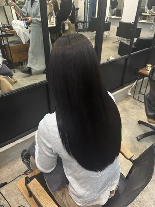 カラー さらさら縮毛矯正 得意です✨️なつみのヘアスタイル