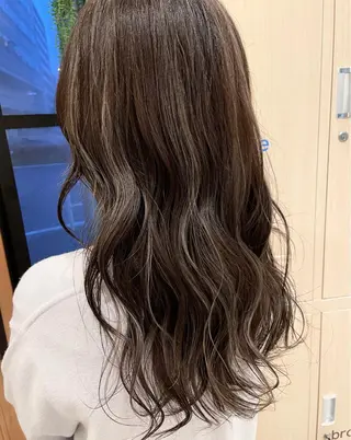 ロング カラー ハイライト／艶カラー 大河シンジのヘアスタイル